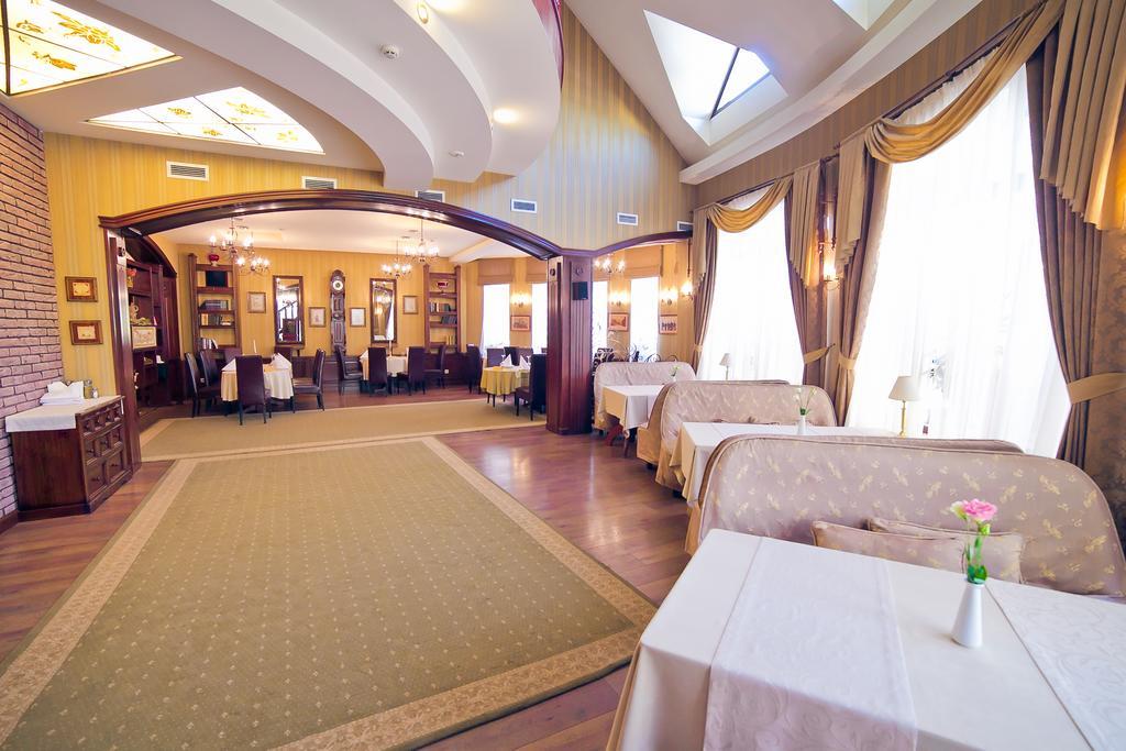 Vispas Hotel Кишинів Екстер'єр фото